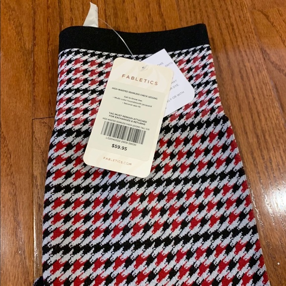 Fabletics top/leggings set [Brand New] - Picture 4 of 5